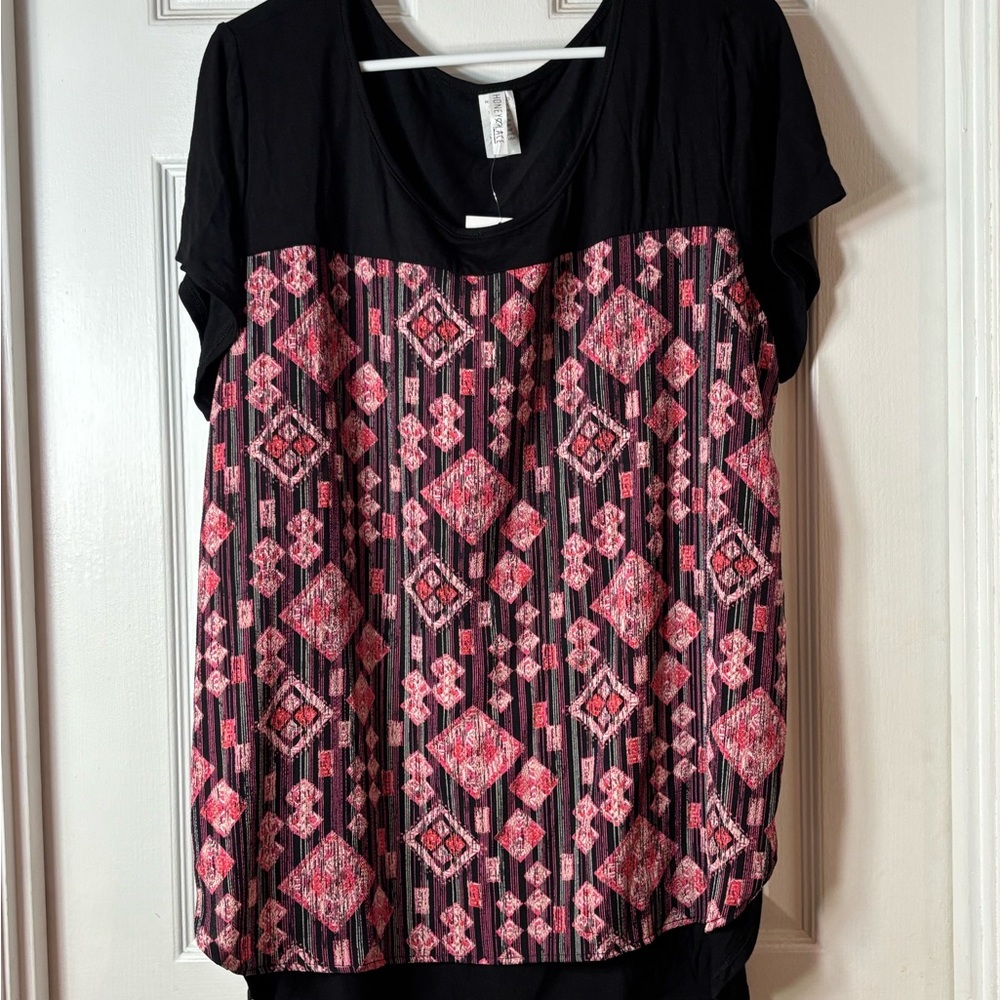 Honey and Lace Black and Pink Blouse